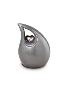 Keramische mini urn met zilveren hart