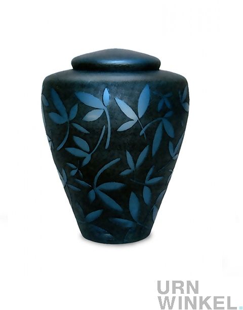Eenvoud bijvoeglijk naamwoord cafetaria Deze glazen urn 'Blauw' is gemaakt van hoogwaardig glas. De urn van glas is  een geblazen kunstwerk. | URNWINKEL.