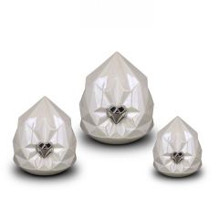 Mini urn van keramiek 'Diamant' met zilverkleurig hart