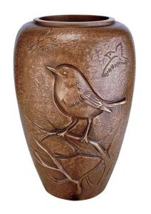 Grafvaas van brons met vogeltje in verschillende kleuren