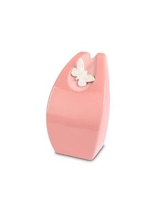 Roze kinderurn met witte vlinder