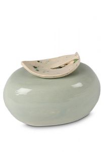 Grijsgroene mini urn van keramiek 'Lelie'