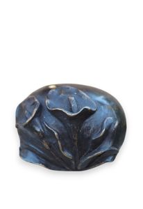 Bronzen mini urn met bloemen