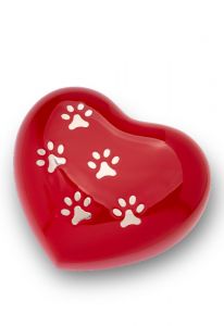 Rode dieren urn hart met pootafdrukken