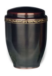 Urn van koper zwart