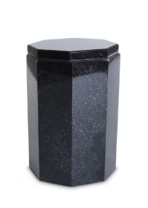 Natuursteen urn achthoekig (verschillende granietsoorten)