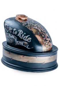 Handgemaakte biker benzinetank urn 'Live to Ride'