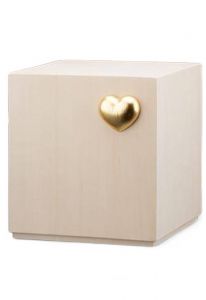 Urn van lindenhout 'Cubo' met goudkleurig hartje